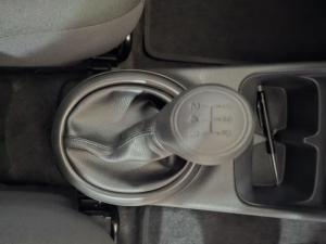 Toyota Vitz 1.0 - Image 10