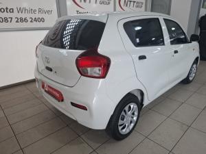 Toyota Vitz 1.0 - Image 2