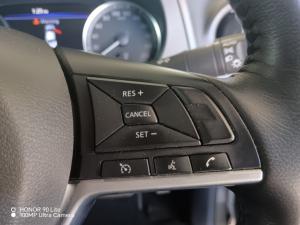 Nissan Navara 2.5DDTI PRO-4X 4X4 automatic D/C - Image 12