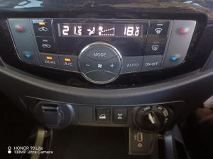 Nissan Navara 2.5DDTI PRO-4X 4X4 automatic D/C - Image 15