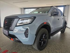 Nissan Navara 2.5DDTI PRO-2X automatic D/C - Image 2
