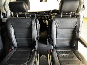 Volkswagen T6.1 Caravelle 2.0 Bitdi Highline DSG 4MOT - Image 9