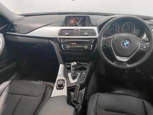 BMW 318i automatic - Image 10