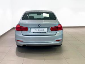 BMW 318i automatic - Image 5
