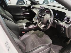 Mercedes-Benz C200 automatic - Image 19