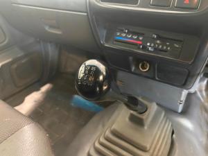 Nissan Hardbody NP300 2.5 TDi LWBS/C - Image 14