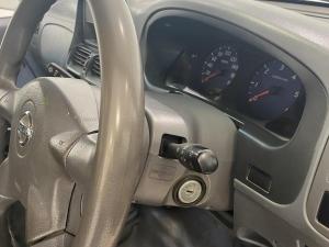 Nissan Hardbody NP300 2.5 TDi LWBS/C - Image 15