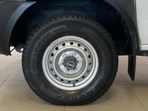 Nissan Hardbody NP300 2.5 TDi LWB 4X4S/C - Image 20