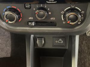 Renault Kwid 1.0 Climber 5-Door - Image 14