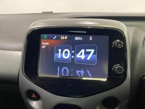 Toyota Aygo 1.0X-CLUSIV - Image 12