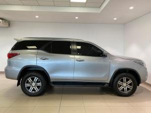 Toyota Fortuner 2.4GD-6 4X4 automatic - Image 3