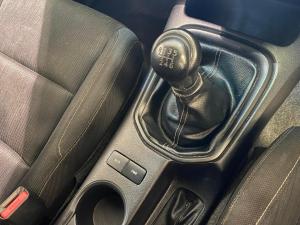 Toyota Hilux 2.4 GD-6 Raider 4X4D/C - Image 15