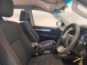 Toyota Hilux 2.4 GD-6 Raider 4X4D/C - Image 8