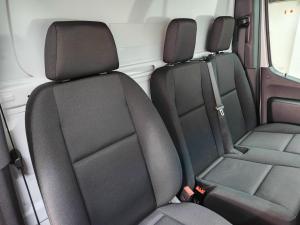 Mercedes-Benz Sprinter 319 CDI AWDChassis Cab - Image 15