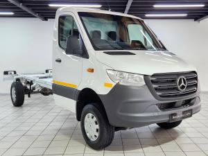 Mercedes-Benz Sprinter 319 CDI AWDChassis Cab - Image 1