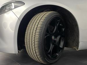 Alfa Romeo Giulia 2.0T Super - Image 15