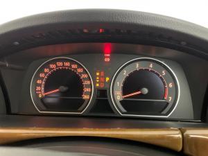 BMW 750i - Image 7