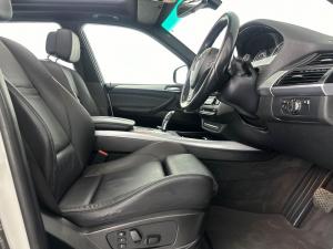 BMW X5 M50d - Image 11