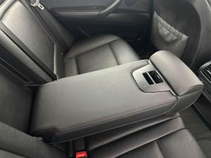 BMW X5 M50d - Image 17