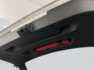 BMW X1 sDRIVE20d automatic - Image 17