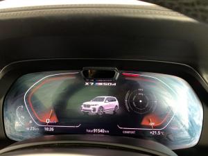 BMW X7 M50d - Image 14