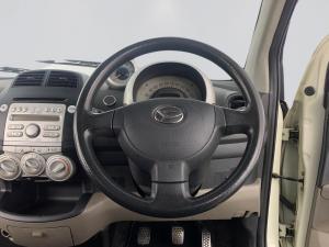 Daihatsu Sirion 1.3i Sport - Image 13