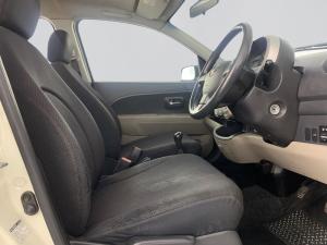 Daihatsu Sirion 1.3i Sport - Image 15