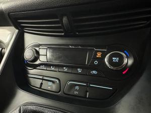 Ford Kuga 1.5 Ecoboost Trend - Image 15