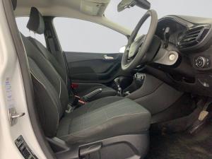 Ford Fiesta 1.0 Ecoboost Trend 5-Door - Image 16