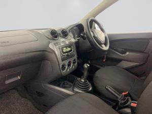 Ford Figo 1.4 Tdci Ambiente - Image 13