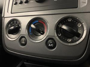 Ford Figo 1.4 Tdci Ambiente - Image 7