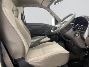 Hyundai H100 2.6DD/S - Image 13