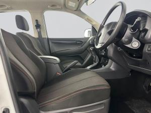 Isuzu D-MAX 250 HO HI-RIDE D/C - Image 15