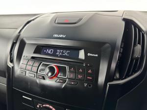 Isuzu D-MAX 250 HO HI-RIDE D/C - Image 9