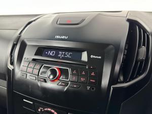 Isuzu D-MAX 250 HO HI-RIDE D/C - Image 9
