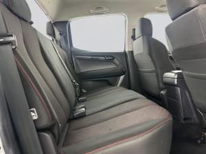 Isuzu D-MAX 250 HO HI-RIDE D/C - Image 14