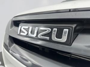 Isuzu D-MAX 250 HO HI-RIDE D/C - Image 16