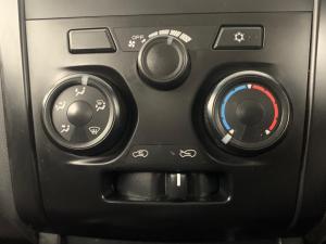 Isuzu D-MAX 250 HO HI-RIDE D/C - Image 7