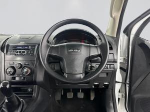 Isuzu D-MAX 250 HO HI-RIDE D/C - Image 10