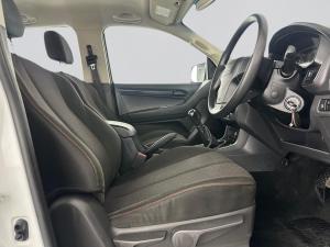 Isuzu D-MAX 250 HO HI-RIDE D/C - Image 15
