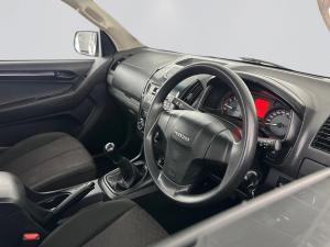 Isuzu D-MAX 250 HO HI-RIDE D/C - Image 18