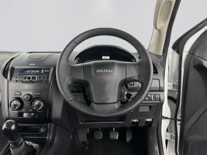 Isuzu D-MAX 250 HO HI-RIDE D/C - Image 12