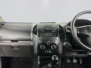 Isuzu D-MAX 250 HO HI-RIDE D/C - Image 13