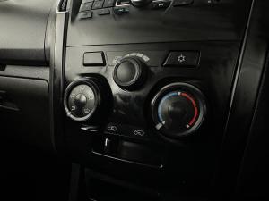 Isuzu D-MAX 250 HO HI-RIDE D/C - Image 9