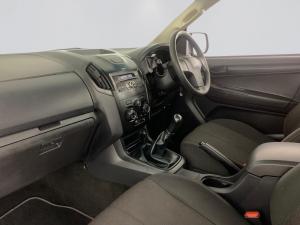 Isuzu D-MAX 250 HO HI-RIDE D/C - Image 14