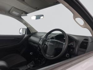 Isuzu D-MAX 250 HO HI-RIDE D/C - Image 18