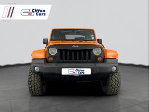 Jeep Wrangler Sahara 3.6L V6 automatic 2-Door - Image 2