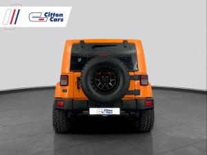 Jeep Wrangler Sahara 3.6L V6 automatic 2-Door - Image 5