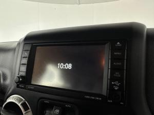 Jeep Wrangler Sahara 3.6L V6 automatic 2-Door - Image 7