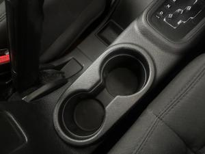 Jeep Wrangler Sahara 3.6L V6 automatic 2-Door - Image 8